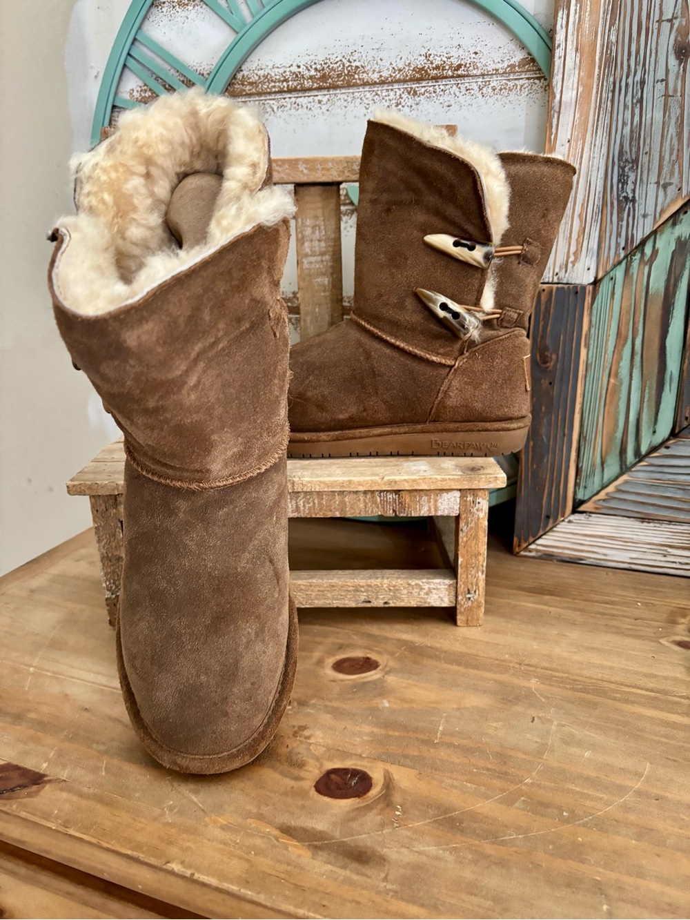 Bearpaw Boots for Women Suede Abigail Hickory 2 Ankle Boot 8 Worn ONCE!